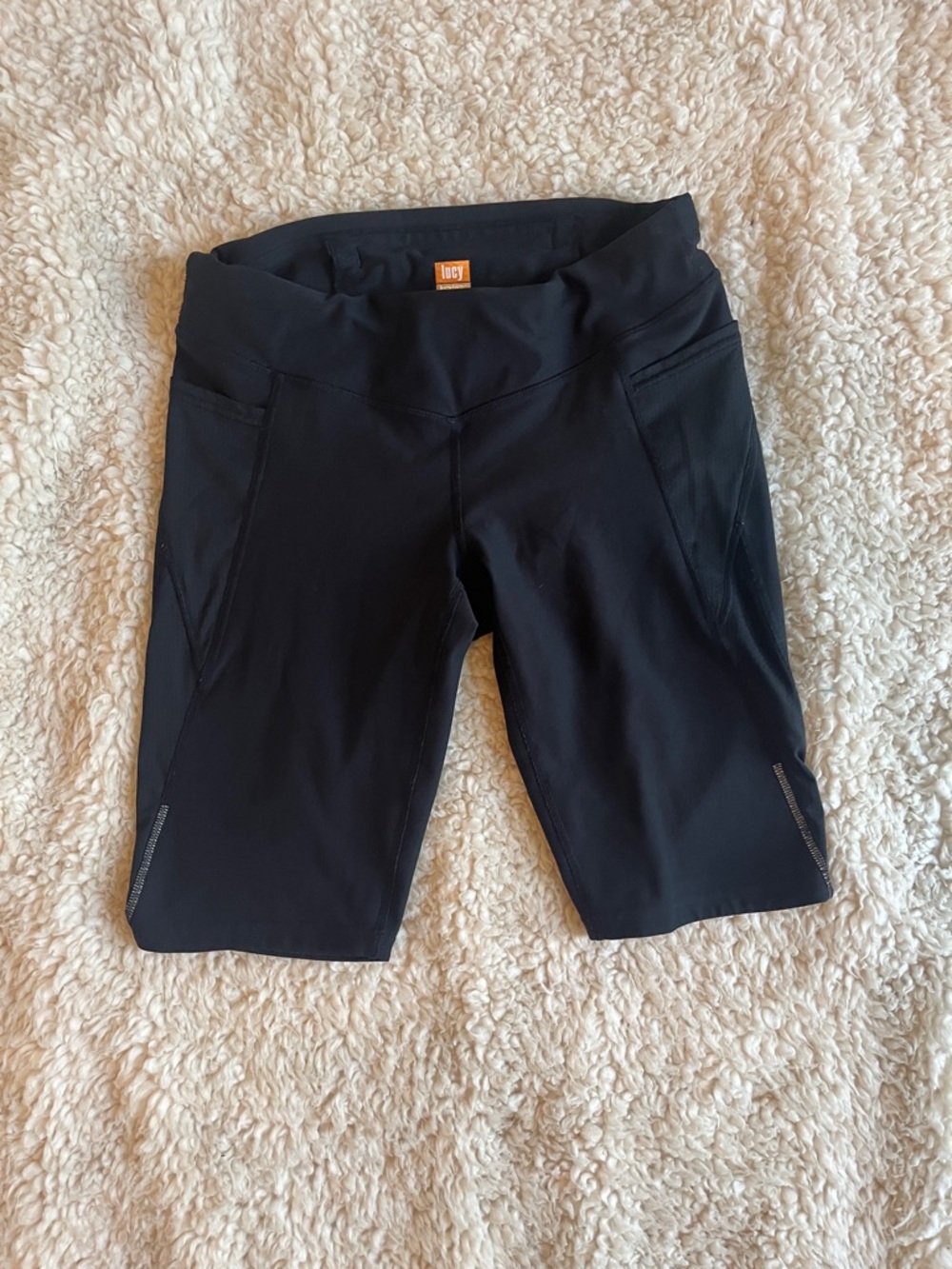 Lucy Black Mid-Length Biker Shorts Small - Picture 2 of 7
